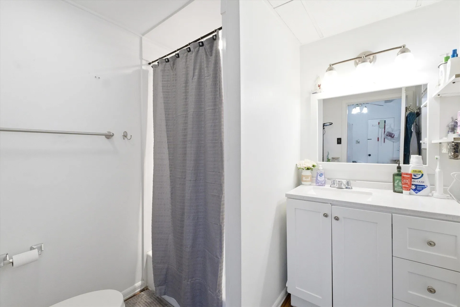 636 Summer Street Manchester NH 03103