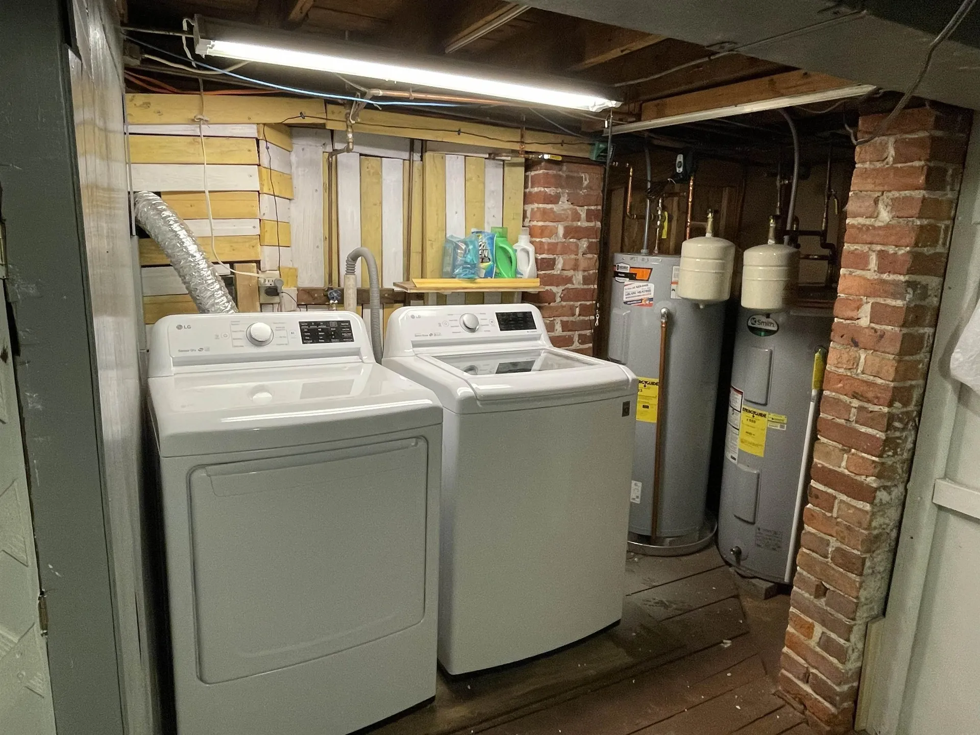 636 Summer Street Manchester NH 03103