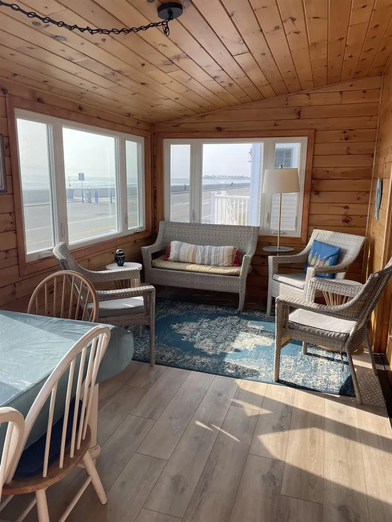 885 Ocean Boulevard Hampton NH 03842