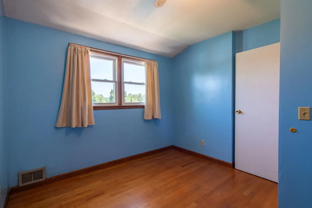 205 Water Street Orleans VT 05860