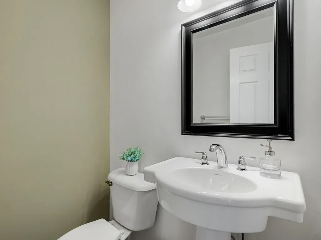 34 Emma's Way Colchester VT 05446