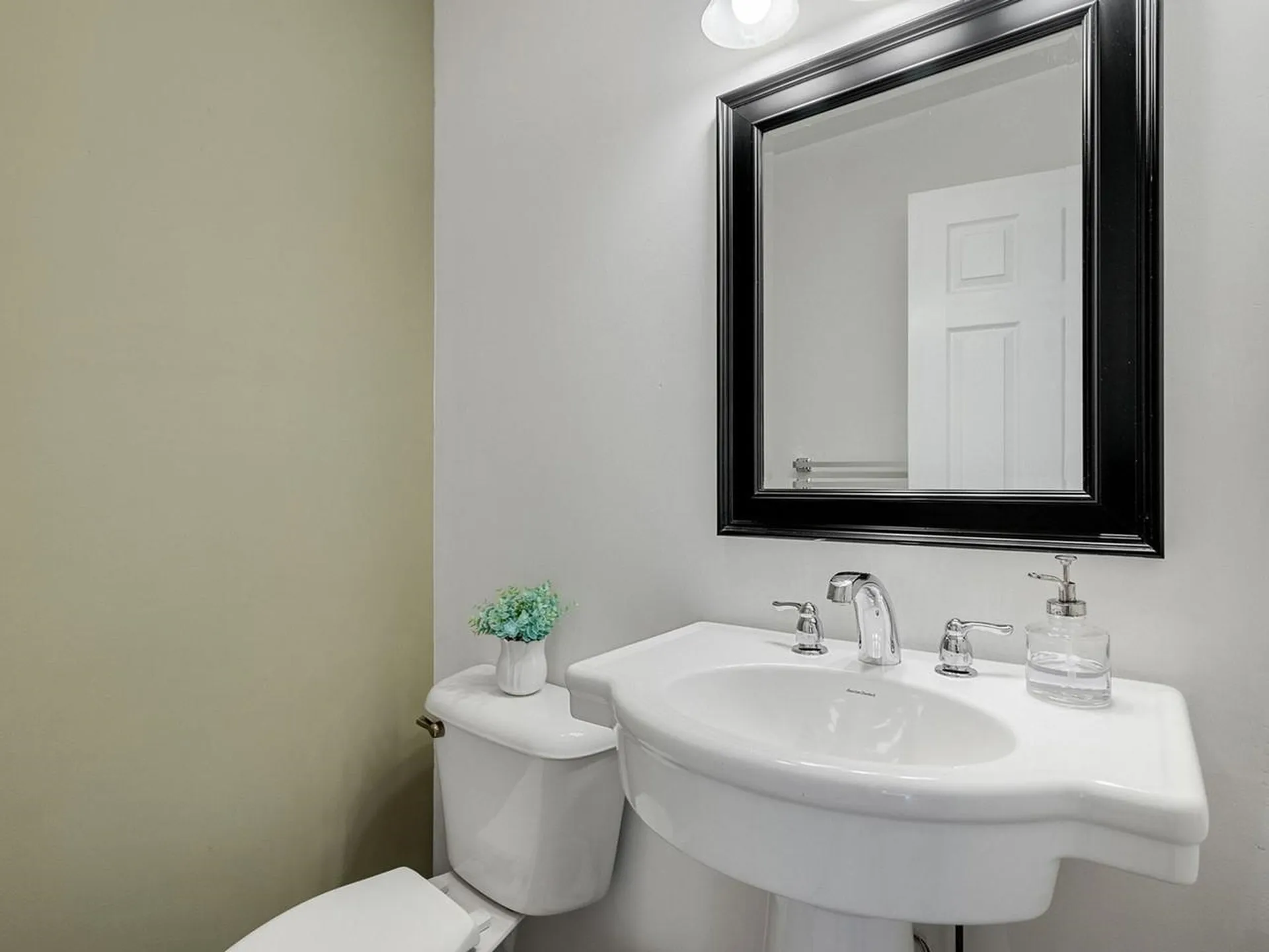 34 Emma's Way Colchester VT 05446