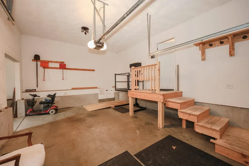 125 Pinecrest Road Litchfield NH 03052