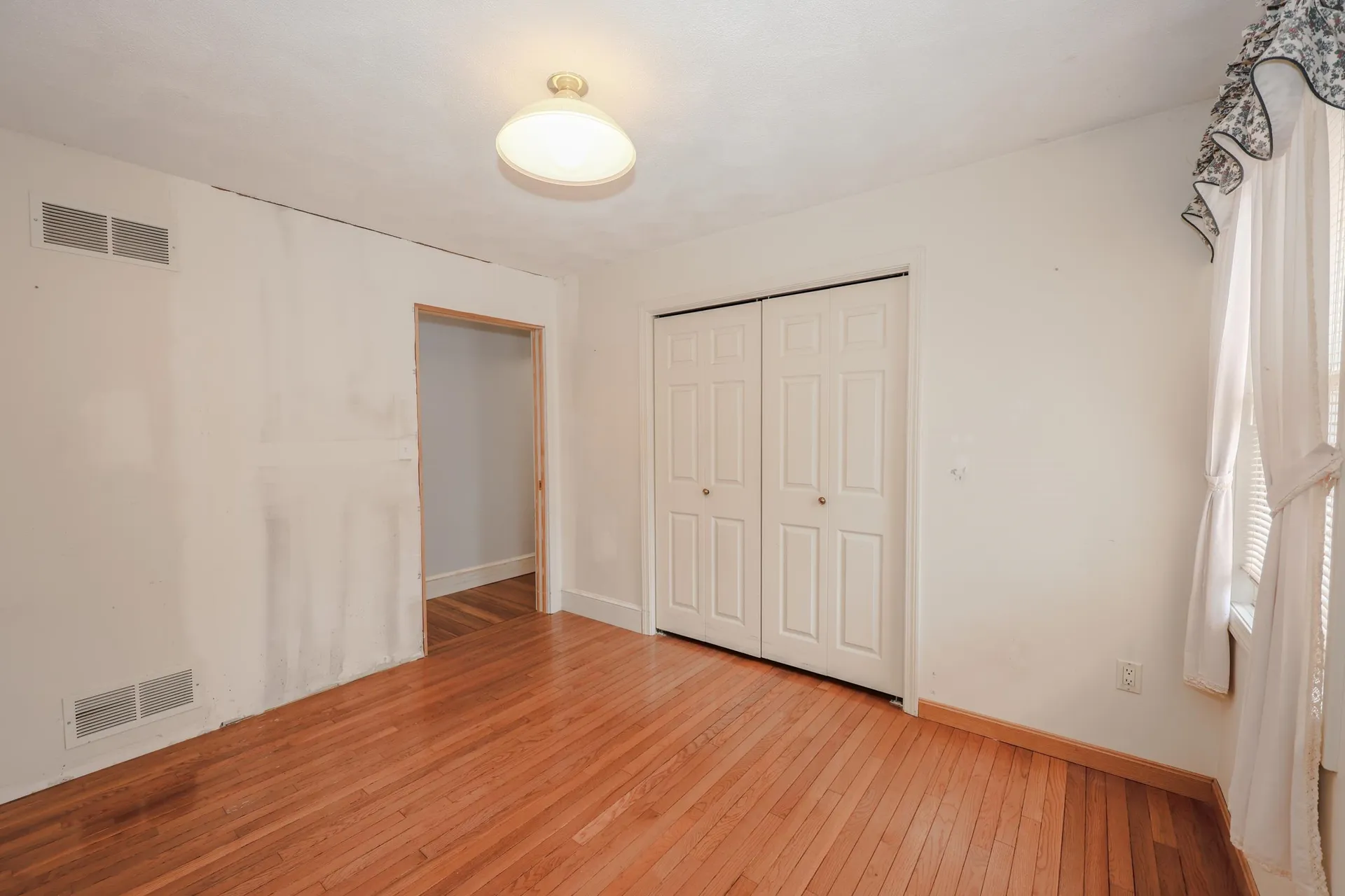 125 Pinecrest Road Litchfield NH 03052
