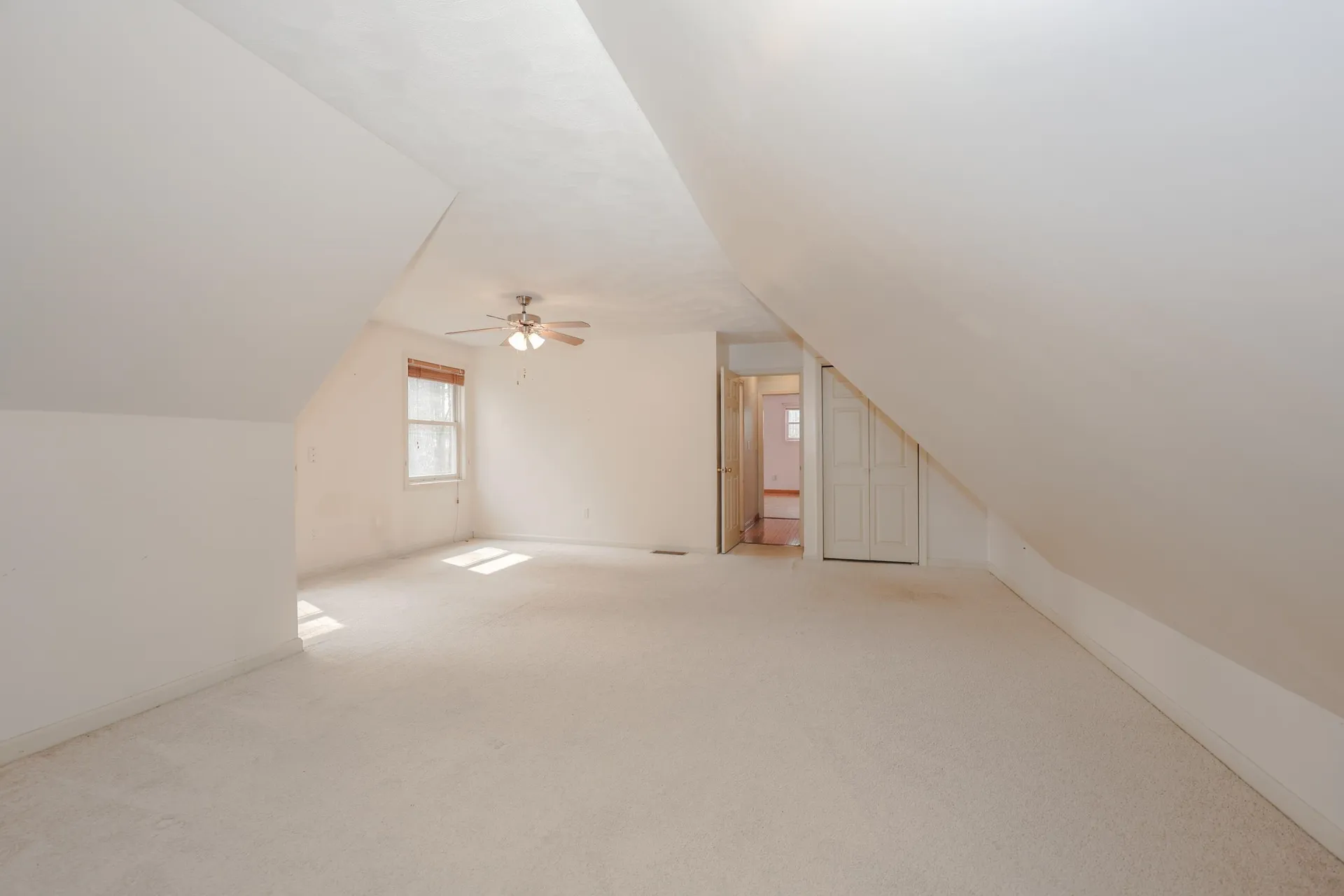 125 Pinecrest Road Litchfield NH 03052