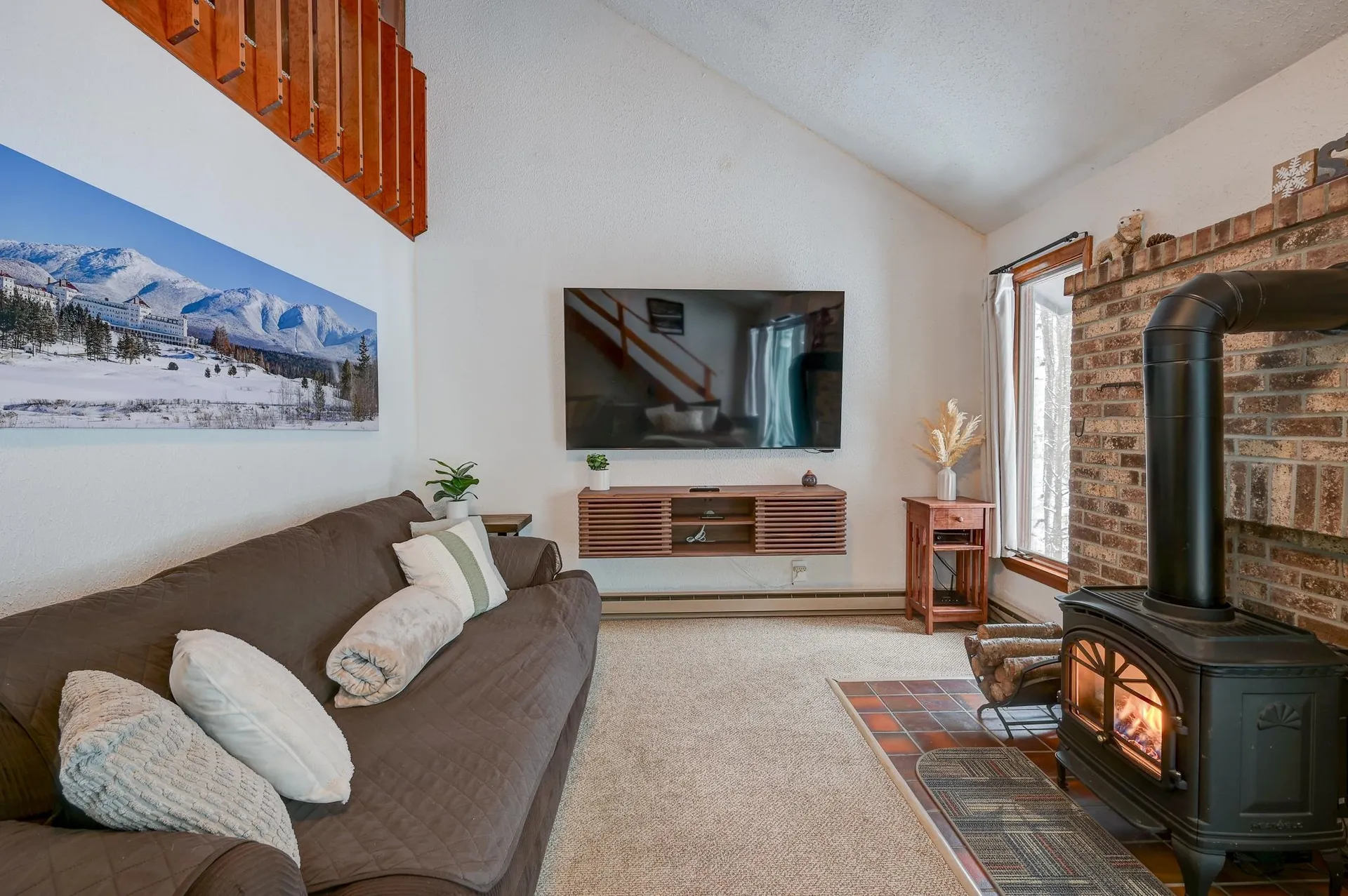 123 Stonehurst Manor Road Conway NH 03860