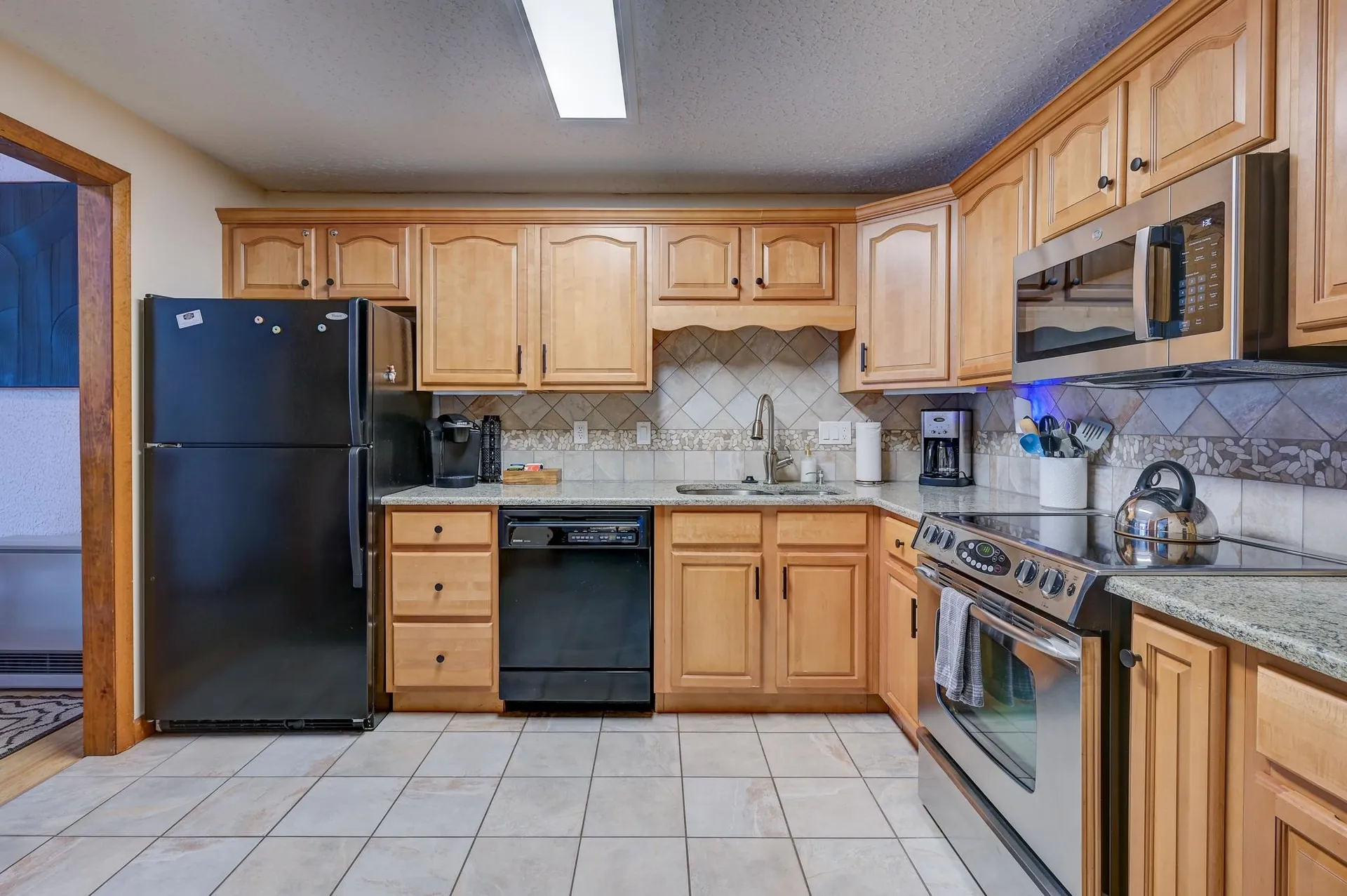 123 Stonehurst Manor Road Conway NH 03860