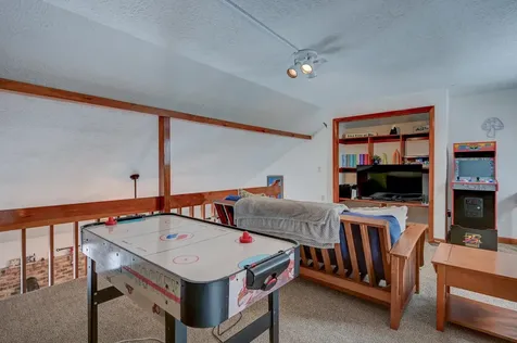 123 Stonehurst Manor Road Conway NH 03860
