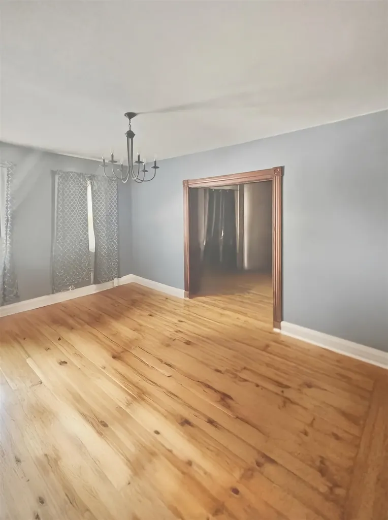 646 Maple Street Manchester NH 03104