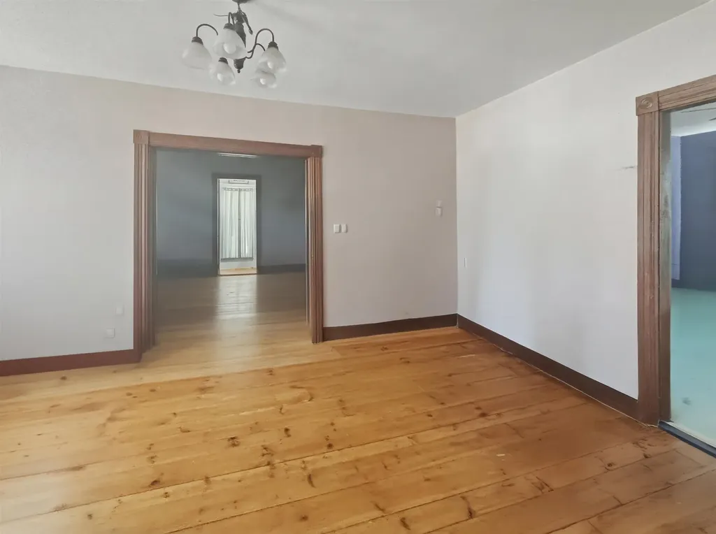 646 Maple Street Manchester NH 03104