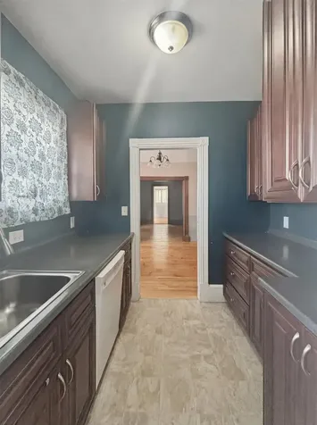 646 Maple Street Manchester NH 03104