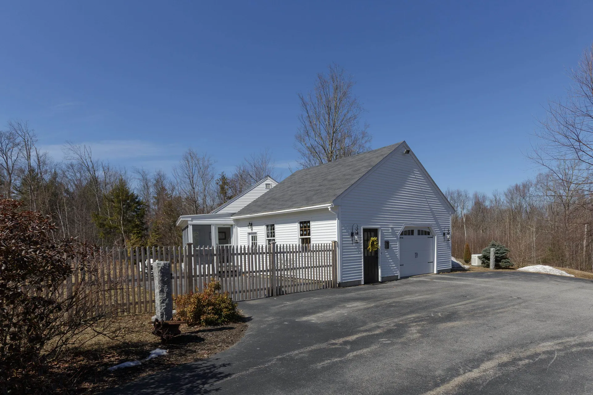 24 Moran Road Hopkinton NH 03229
