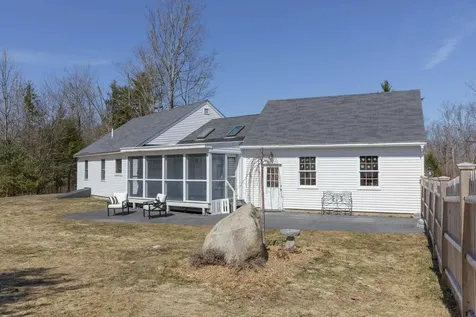 24 Moran Road Hopkinton NH 03229