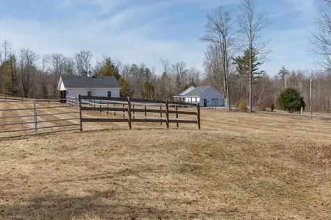24 Moran Road Hopkinton NH 03229