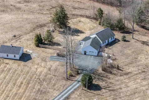 24 Moran Road Hopkinton NH 03229