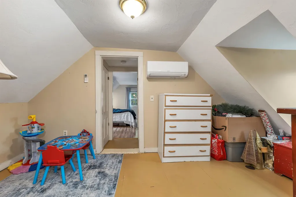 96 Clinton Street Laconia NH 03246