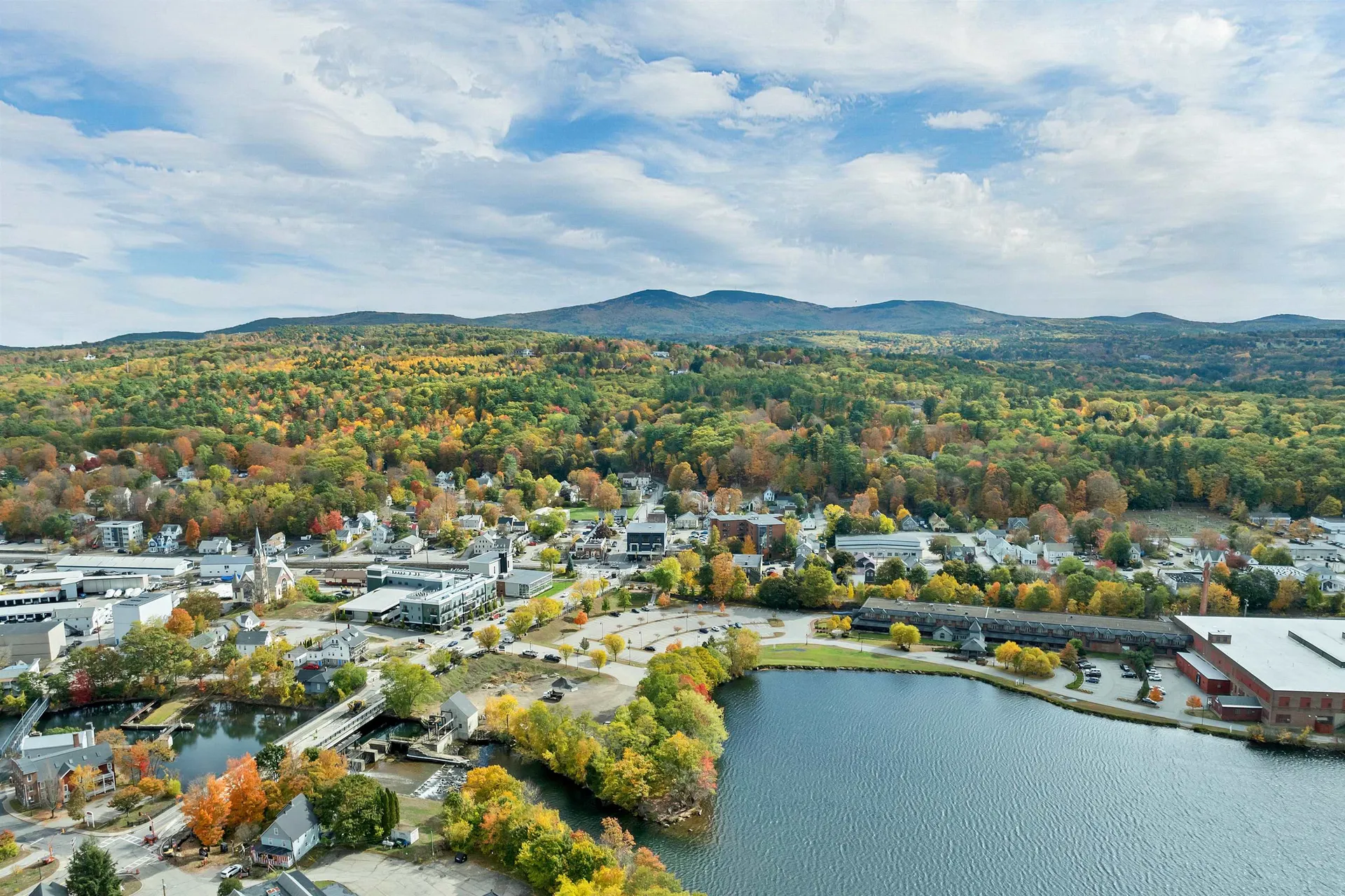 96 Clinton Street Laconia NH 03246