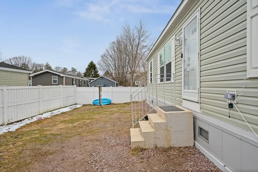 134 Hill Top Circle Richmond VT 05477