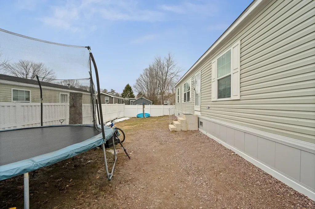 134 Hill Top Circle Richmond VT 05477