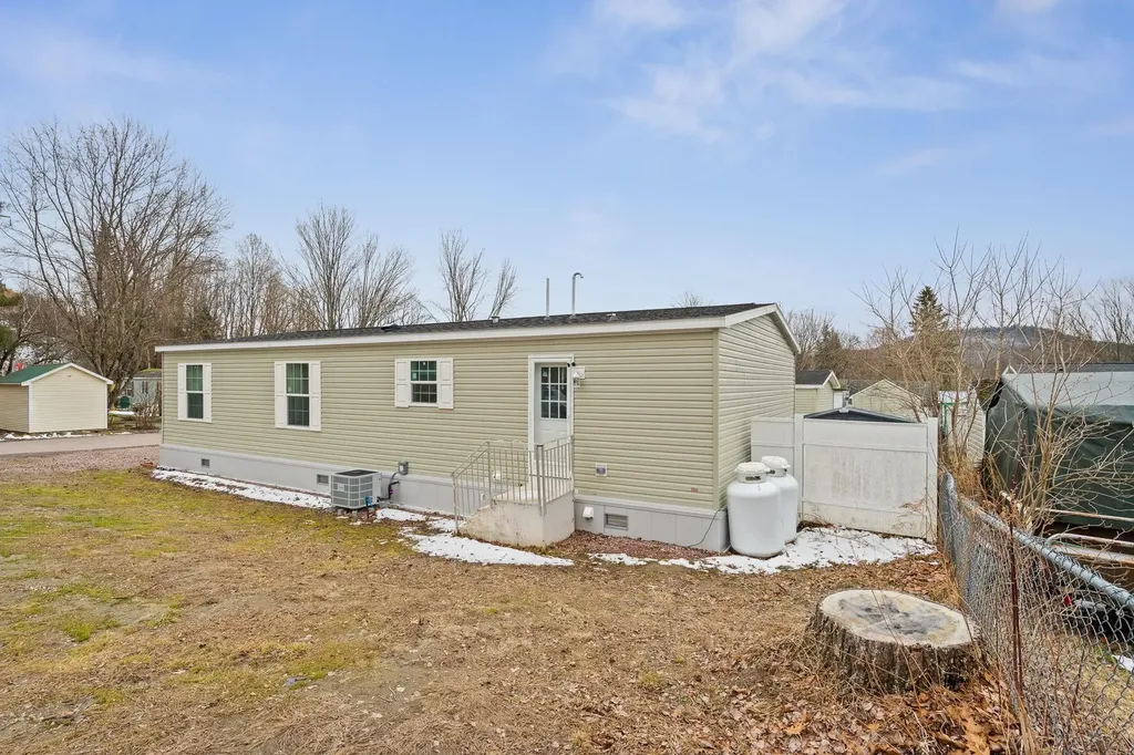 134 Hill Top Circle Richmond VT 05477