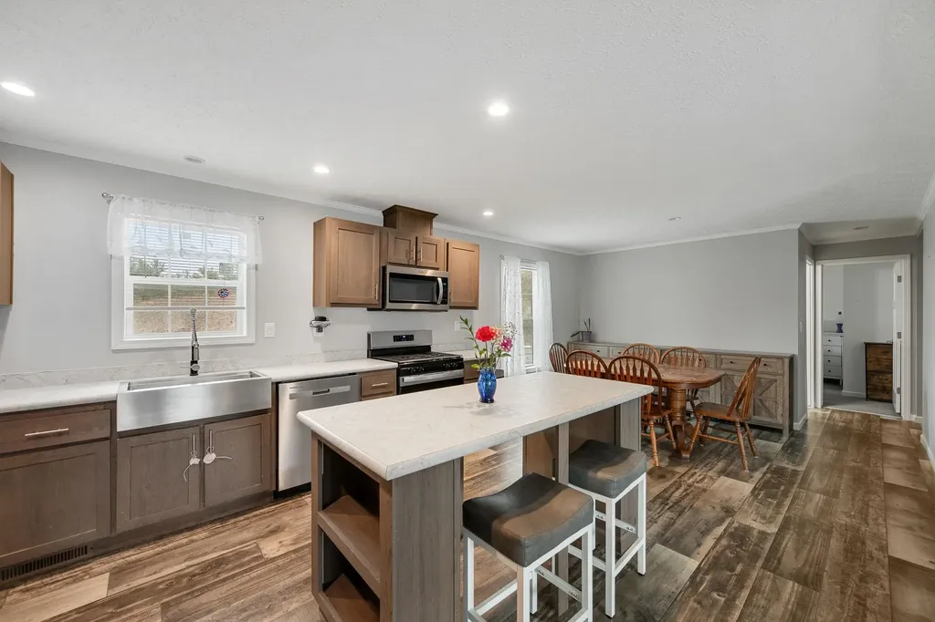 134 Hill Top Circle Richmond VT 05477