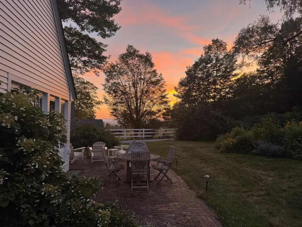 21 Gould Hill Road Hopkinton NH 03229