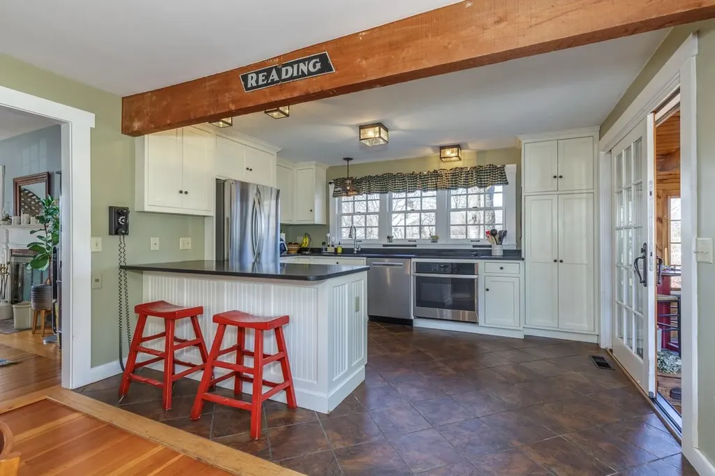 21 Gould Hill Road Hopkinton NH 03229