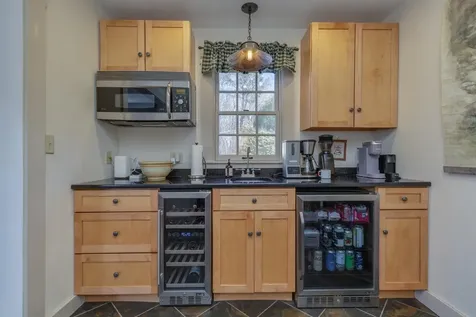 21 Gould Hill Road Hopkinton NH 03229