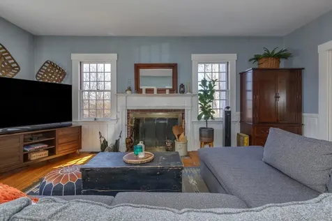 21 Gould Hill Road Hopkinton NH 03229