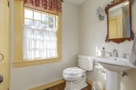 21 Gould Hill Road Hopkinton NH 03229