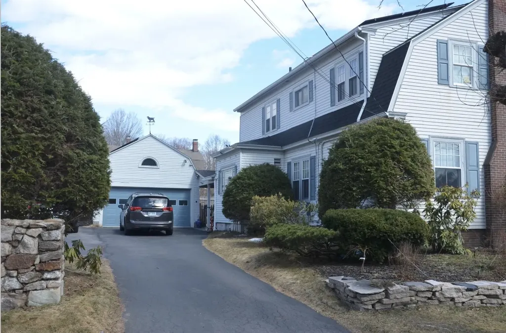 24 Ridge Road Concord NH 03301