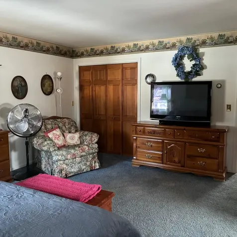 537 Vt Route 244 Thetford VT 05058