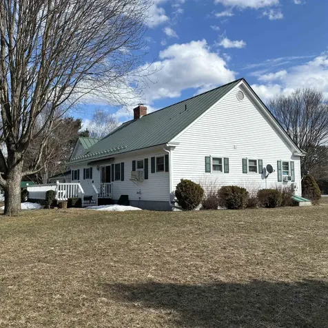 537 Vt Route 244 Thetford VT 05058