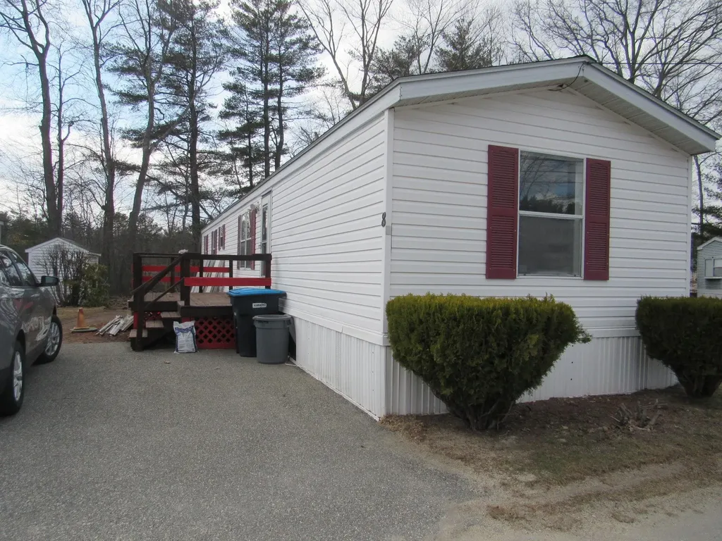 29 Lowell Road Salem NH 03079