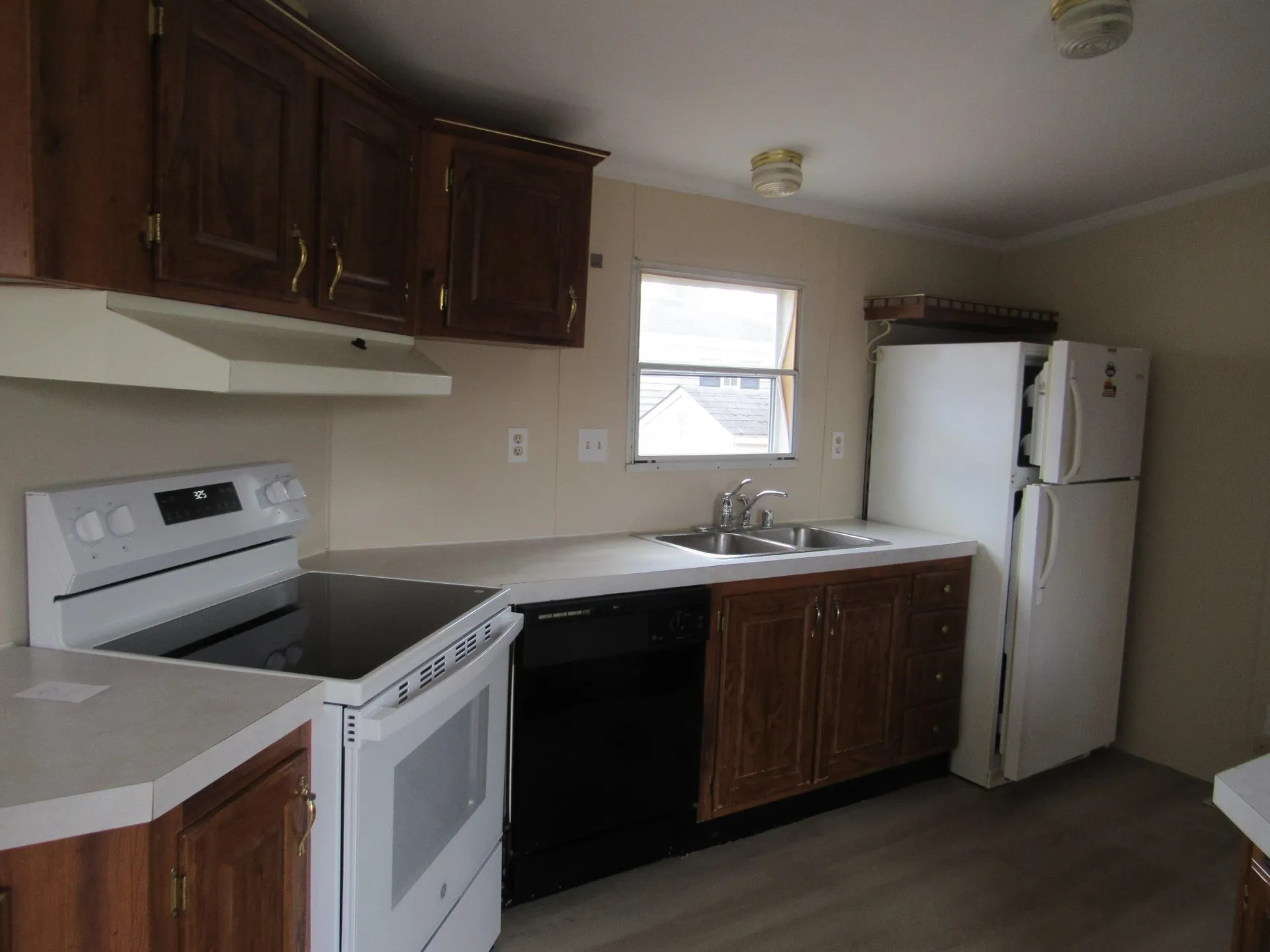 29 Lowell Road Salem NH 03079