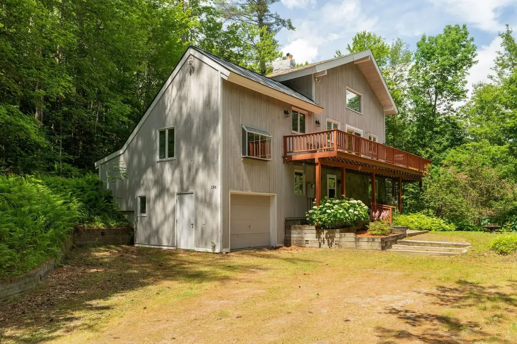 196 Powder Mill Road Londonderry VT 05148