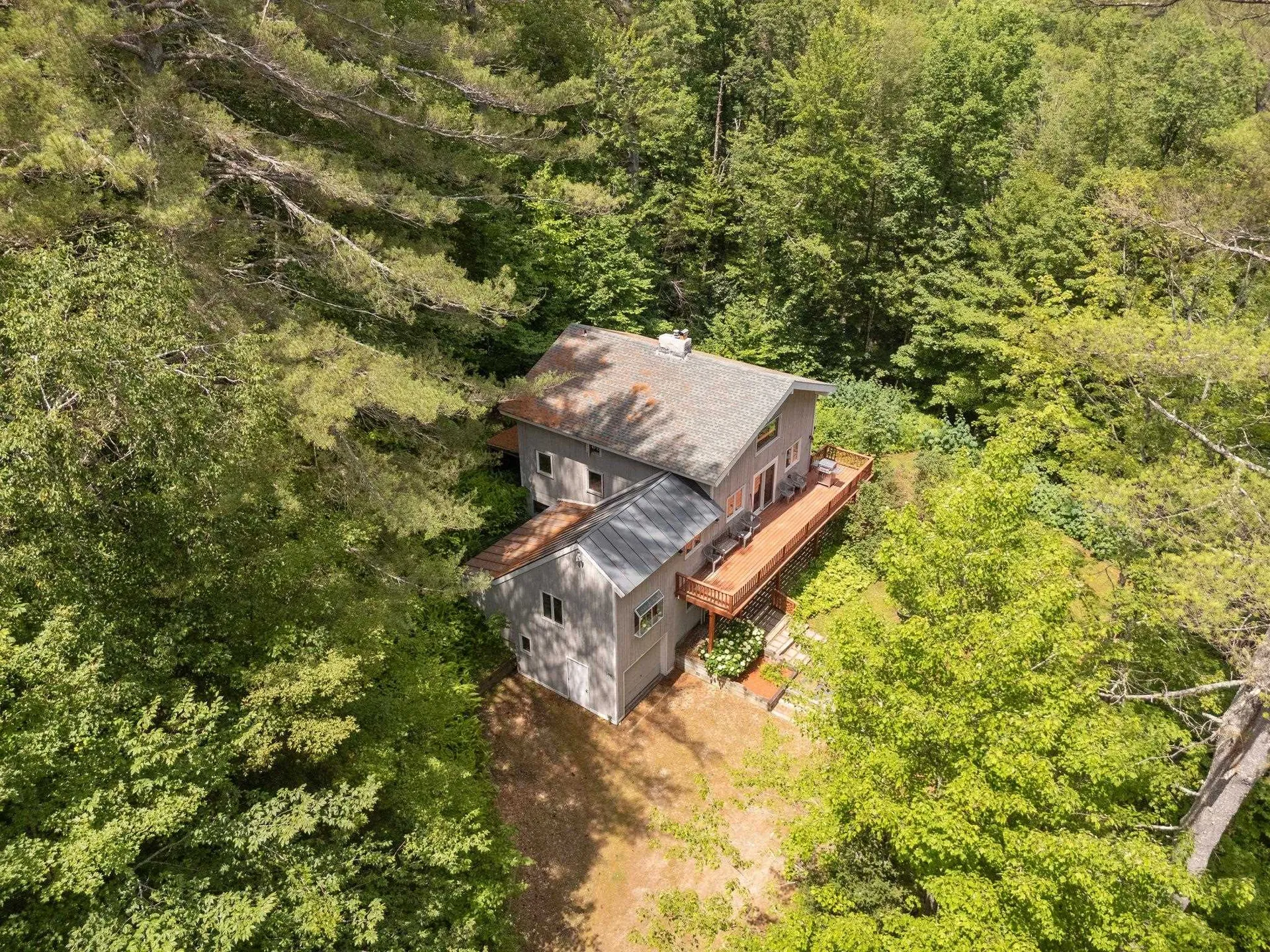 196 Powder Mill Road Londonderry VT 05148