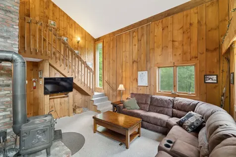 196 Powder Mill Road Londonderry VT 05148