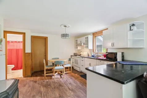 196 Powder Mill Road Londonderry VT 05148