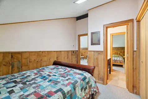 196 Powder Mill Road Londonderry VT 05148