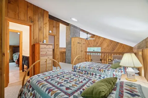 196 Powder Mill Road Londonderry VT 05148