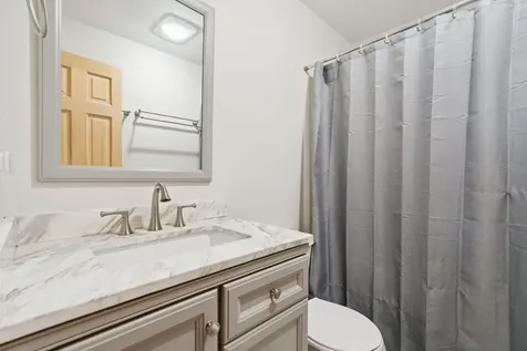 196 Powder Mill Road Londonderry VT 05148