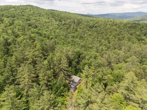 196 Powder Mill Road Londonderry VT 05148