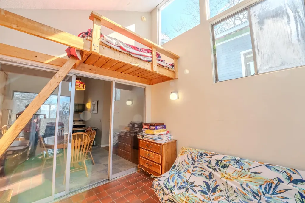 28 Condo Road Campton NH 03223