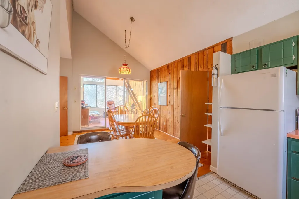 28 Condo Road Campton NH 03223