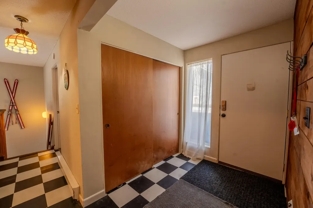 28 Condo Road Campton NH 03223
