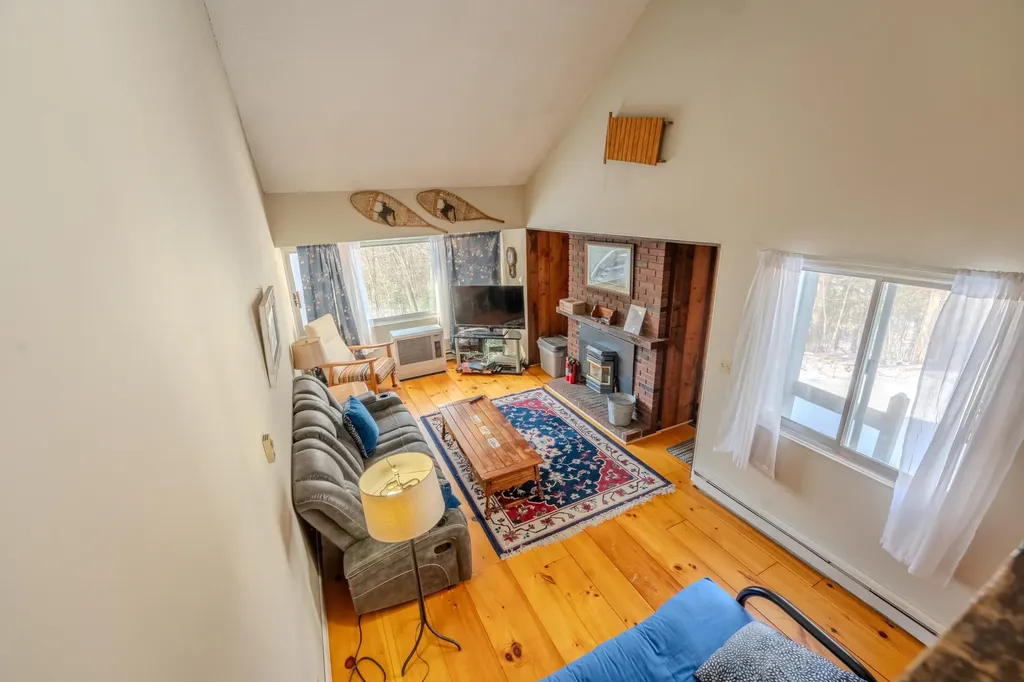 28 Condo Road Campton NH 03223