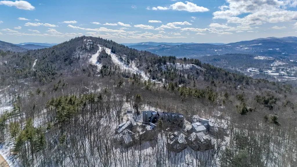 28 Condo Road Campton NH 03223