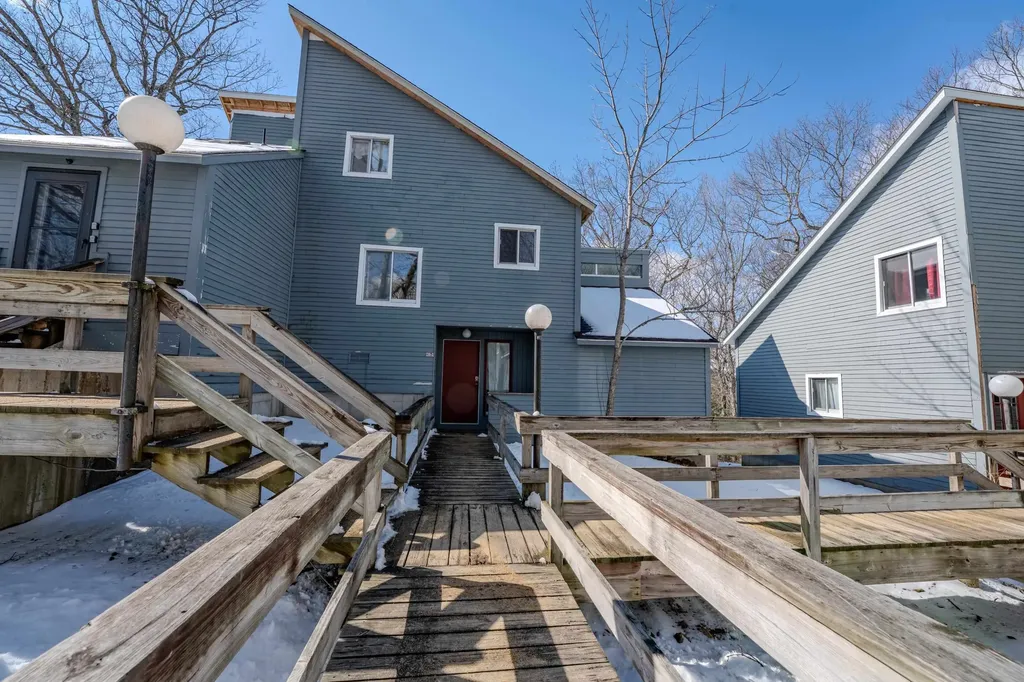 28 Condo Road Campton NH 03223