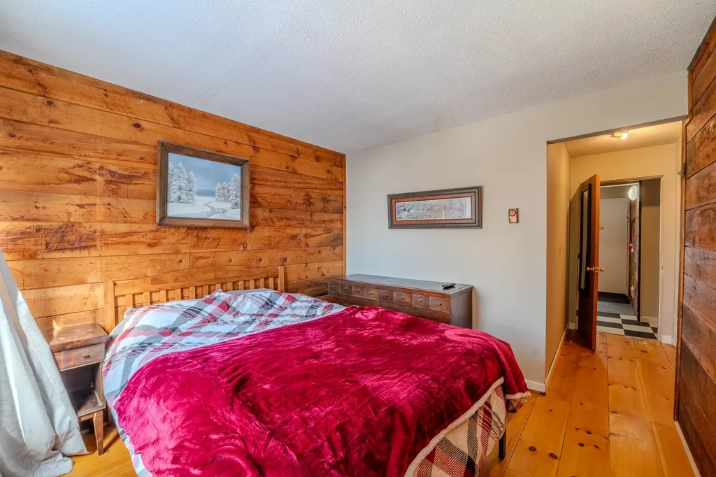 28 Condo Road Campton NH 03223